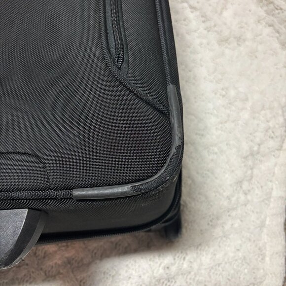 Victorinox Mobilizer Black Ballistic 25" Wheeled Deluxe Garment Bag Luggage - Picture 14 of 16